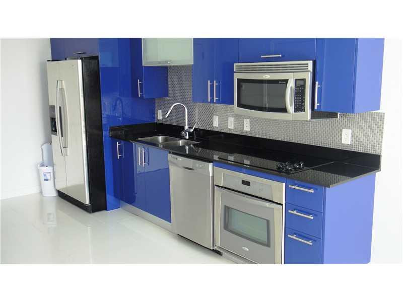 60 Southwest 13th Street, Unit 3205 Miami, FL 33130 - Photo 4 of 16 Kitchen