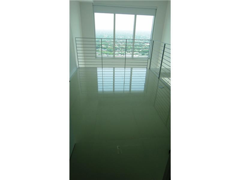 60 Southwest 13th Street, Unit 3205 Miami, FL 33130 - Photo 6 of 16 Bedroom