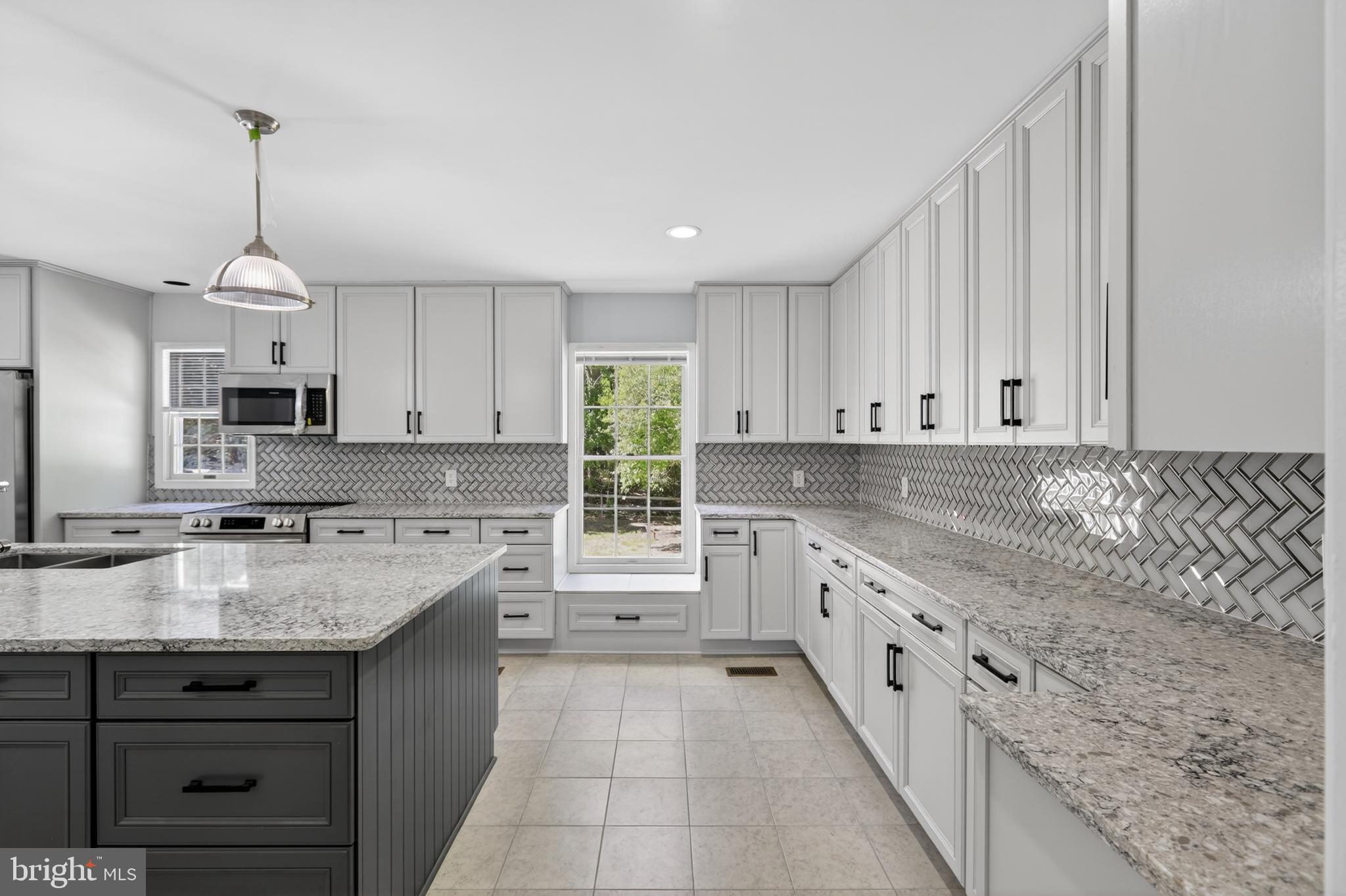 15500 Prince Frederick Road Hughesville, MD 20637 - Photo 5 of 40