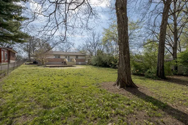 $1,800 | 3615 Floral Drive, Nashville, TN 37211