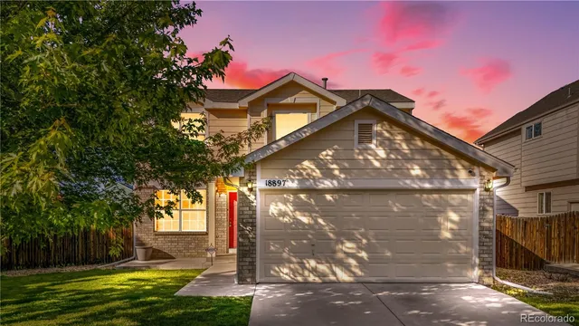 a picture of a bench in a white building