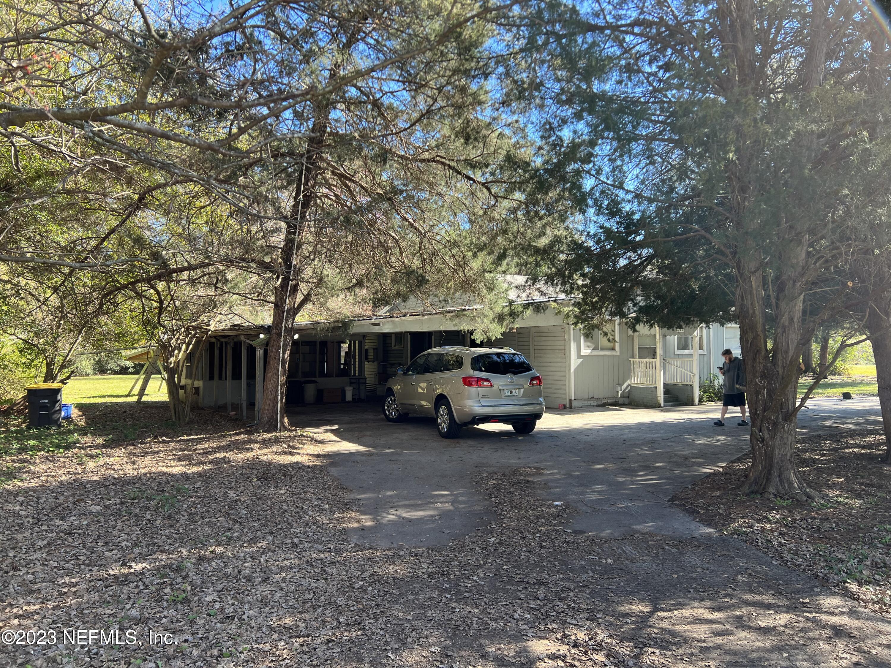 2135 Chaffee Road South Jacksonville, FL 32221 - Photo 3 of 15 IMG_0598