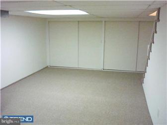3000 Heather Road Folcroft, PA 19032 - Photo 8 of 10 Basement - Finished