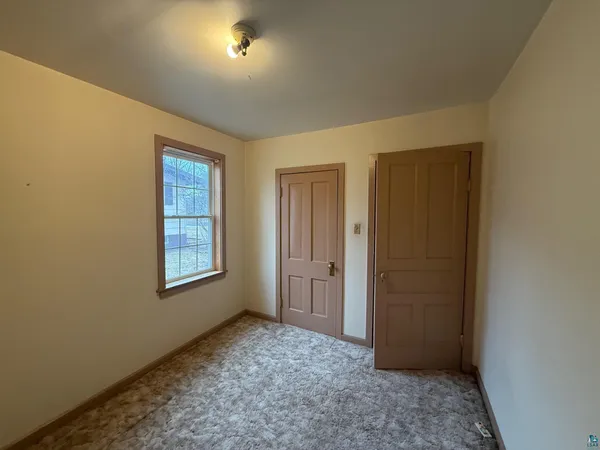 $79,900 | 800 12th Avenue West, Ashland, WI 54806