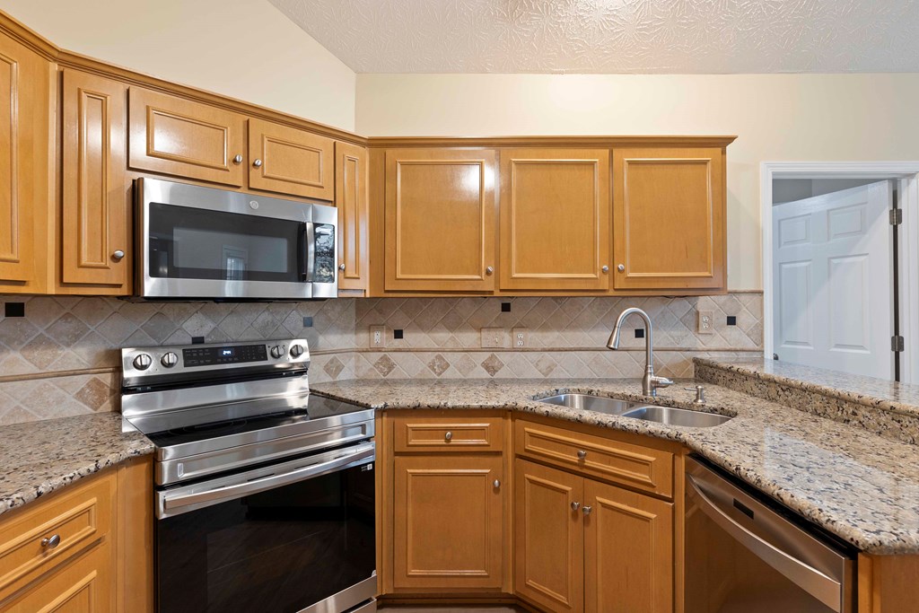 2993 Waterhill Drive Midland, GA 31820 - Photo 8 of 36