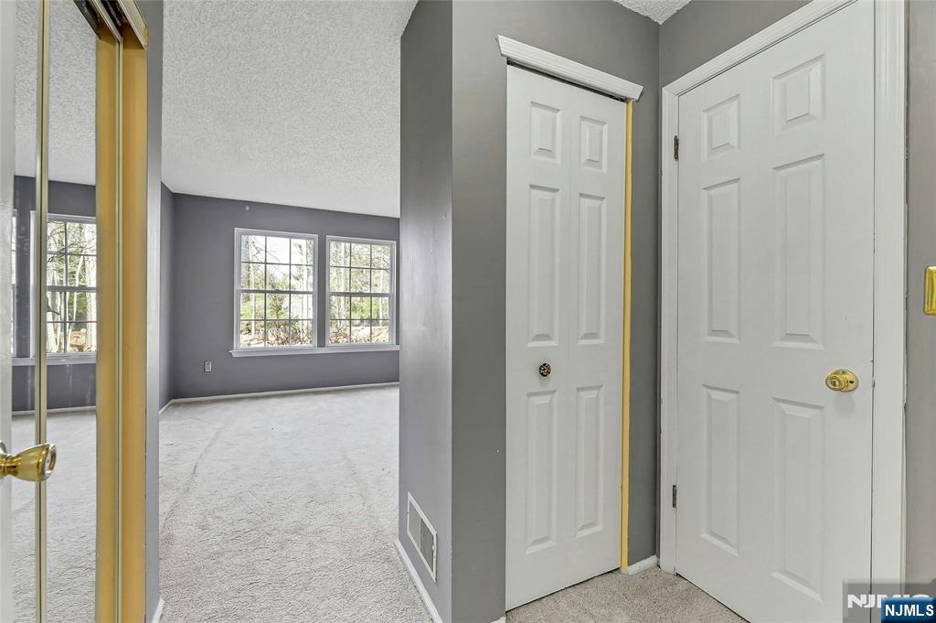 1192 Richmond Road Mahwah, NJ 07430 - Photo 14 of 19