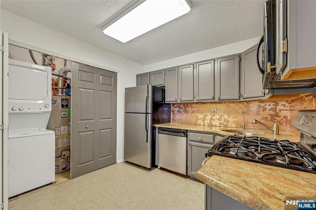 1192 Richmond Road Mahwah, NJ 07430 - Photo 7 of 19