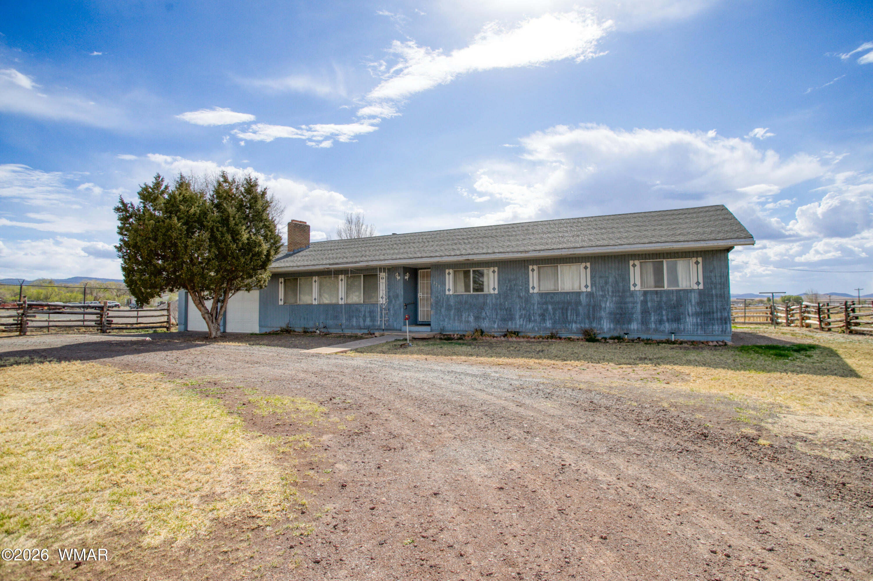 323 North Zuni Street Springerville, AZ 85938 - Photo 20 of 30 PaxmanPh_IMG_6873