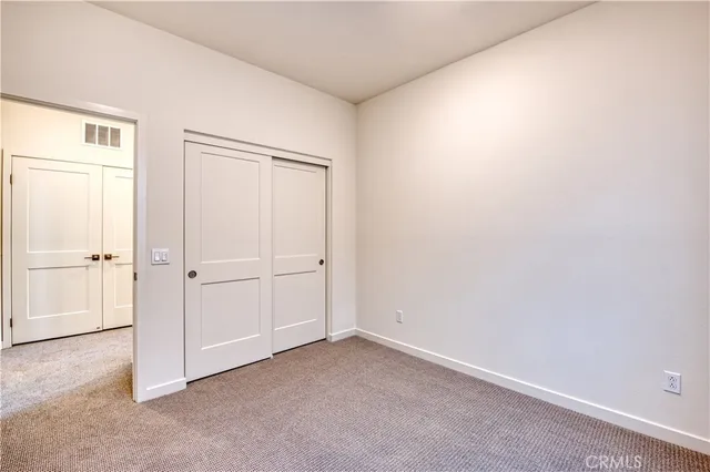 an empty room with a empty space