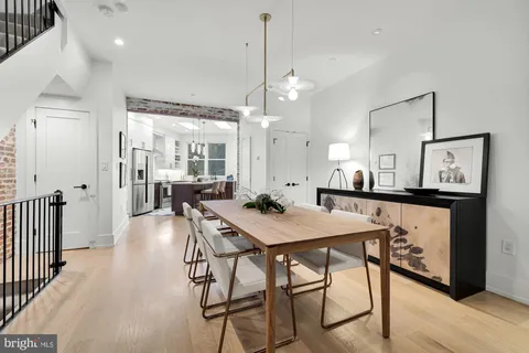 $1,999,995 | 810 North Carolina Avenue Southeast, Washington, DC 20003