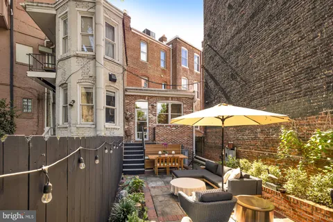 $1,999,995 | 810 North Carolina Avenue Southeast, Washington, DC 20003