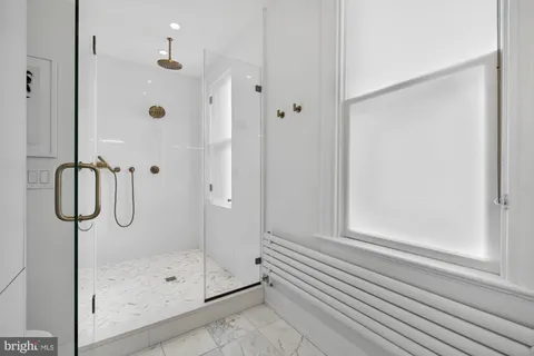 $1,999,995 | 810 North Carolina Avenue Southeast, Washington, DC 20003
