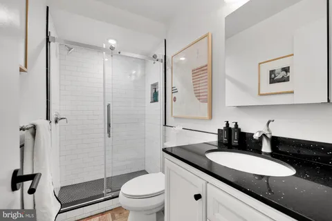 $1,999,995 | 810 North Carolina Avenue Southeast, Washington, DC 20003