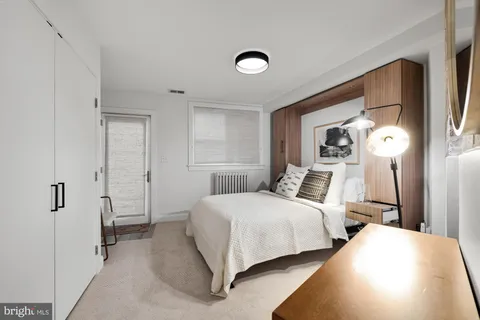 $1,999,995 | 810 North Carolina Avenue Southeast, Washington, DC 20003
