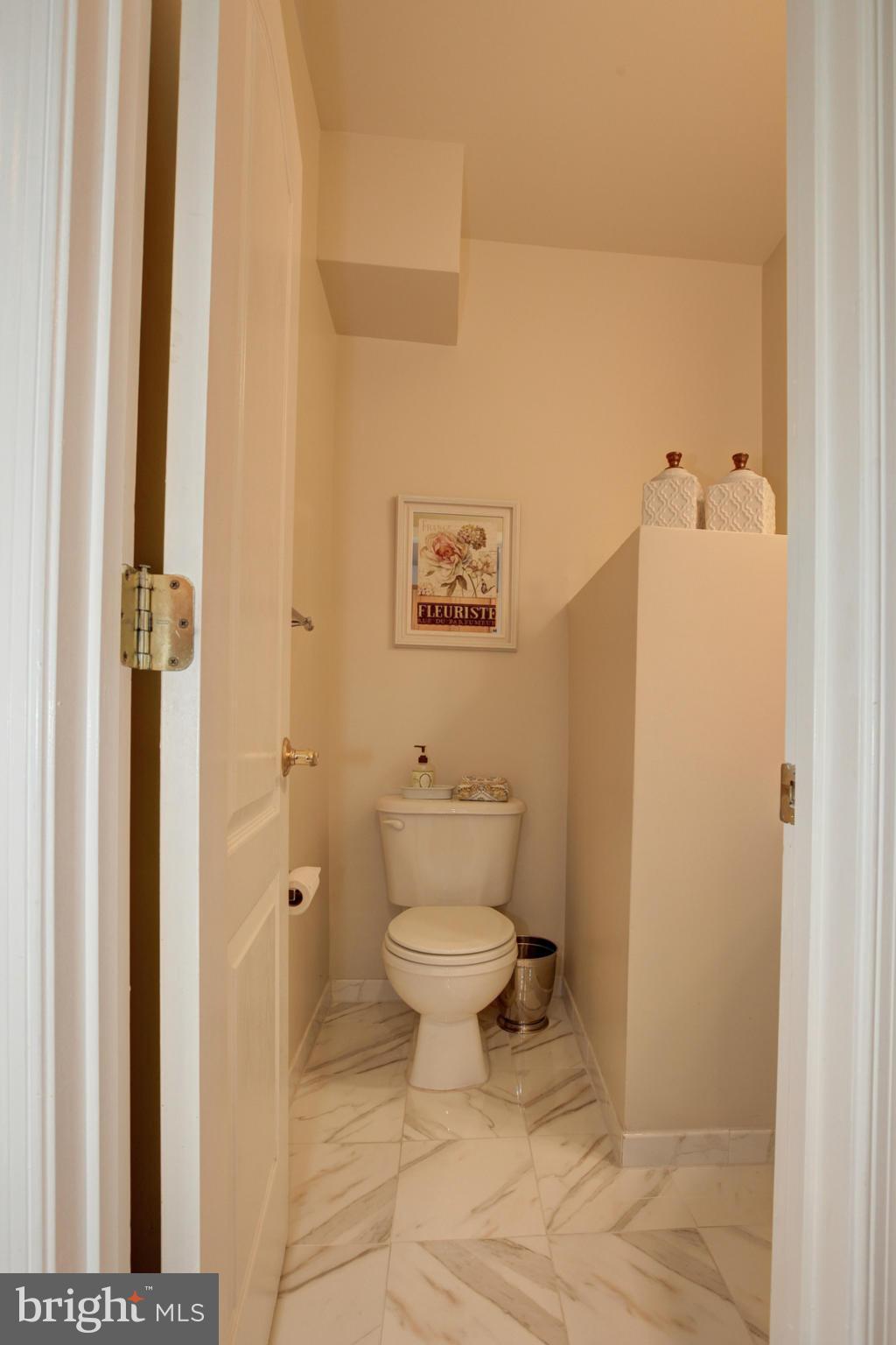 2110 Clark Place, Unit 58 Silver Spring, MD 20910 - Photo 13 of 20 Bath