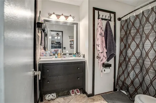 $225,000 | 10119 Steele Road, Edwardsville, KS 66111