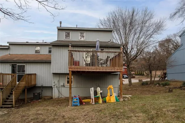 $225,000 | 10119 Steele Road, Edwardsville, KS 66111