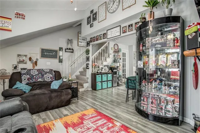 $225,000 | 10119 Steele Road, Edwardsville, KS 66111