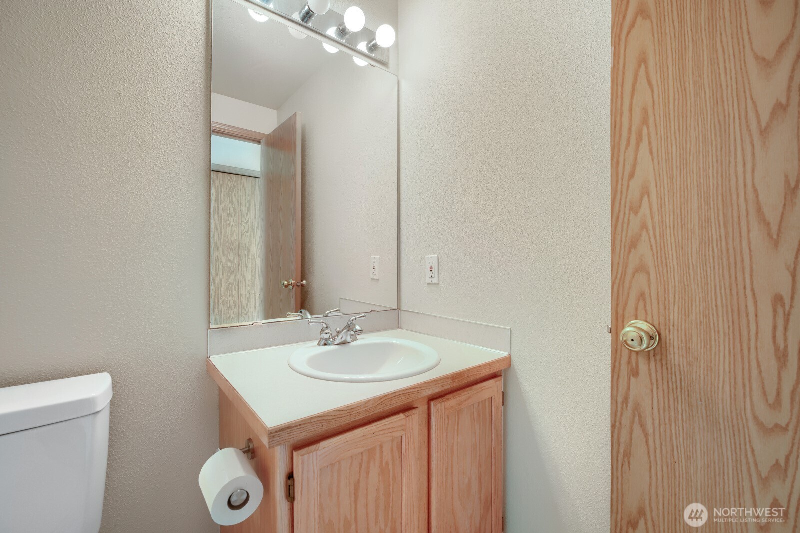17809 112th Avenue Southeast Renton, WA 98055 - Photo 13 of 22 Gallery Image 13