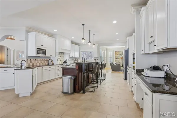 $1,189,000 | 1002 Chesterfield Forest Drive, Wildwood, MO 63005