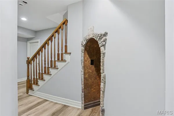 $1,189,000 | 1002 Chesterfield Forest Drive, Wildwood, MO 63005