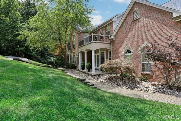 $1,189,000 | 1002 Chesterfield Forest Drive, Wildwood, MO 63005