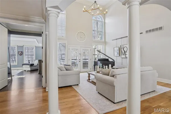 $1,189,000 | 1002 Chesterfield Forest Drive, Wildwood, MO 63005