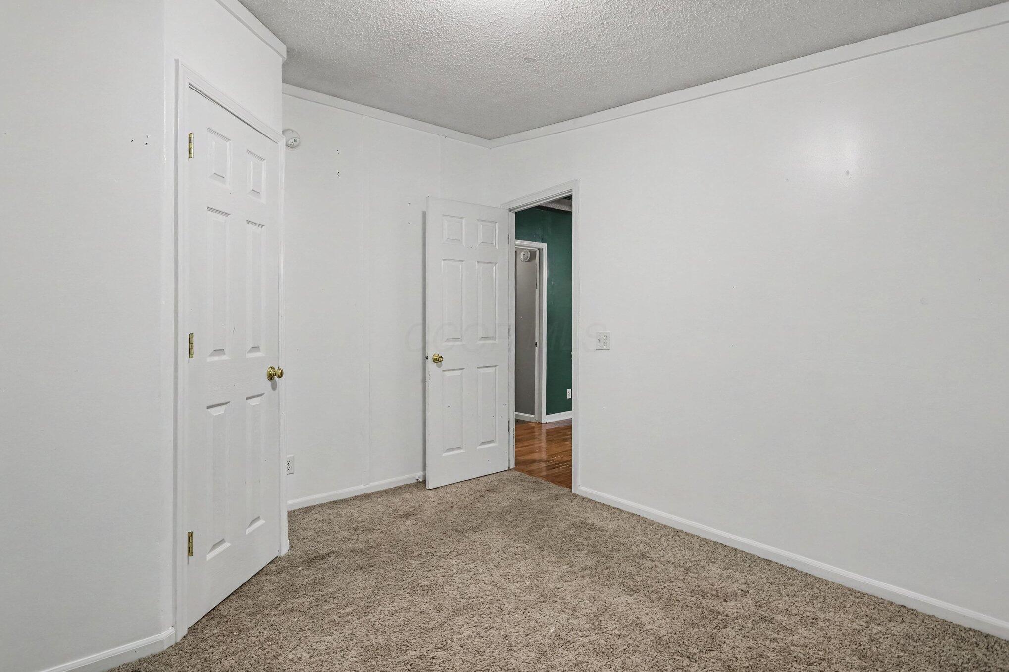 13338 Middlefork Road Rockbridge, OH 43149 - Photo 13 of 33 015_file_9378