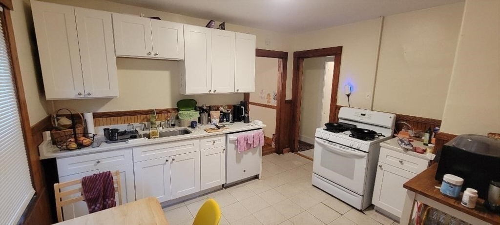10-12 Brookway Road, Unit 1 Boston, MA 02131 - Photo 6 of 13