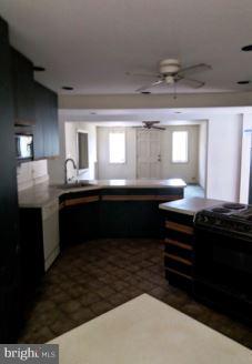 7697 Clark Road Hanover, MD 21076 - Photo 2 of 8 Interior (General)