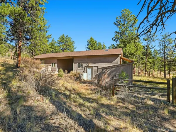 front view of house with a yard
