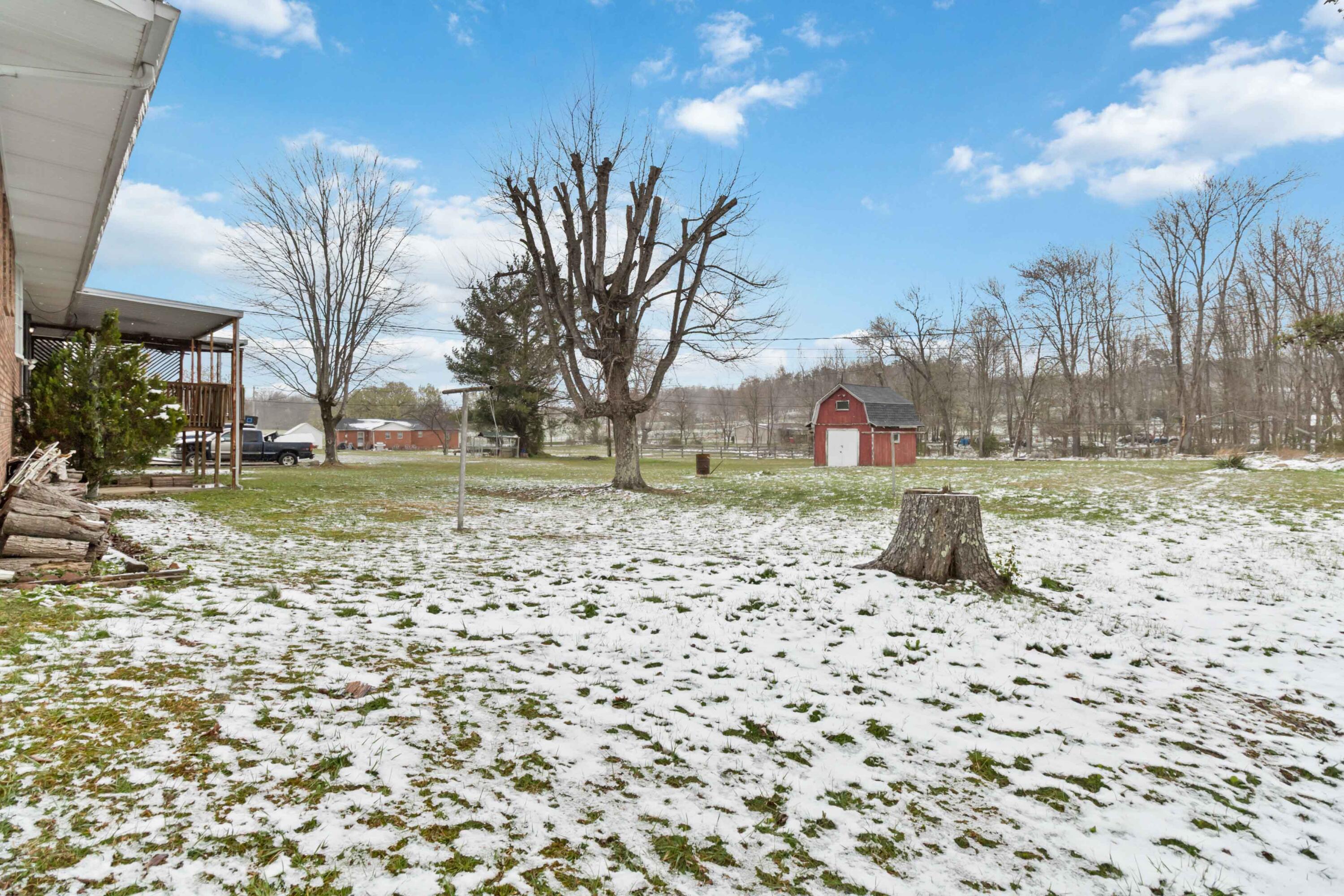 1388 Oak Ridge Road Corbin, KY 40701 - Photo 56 of 59 050