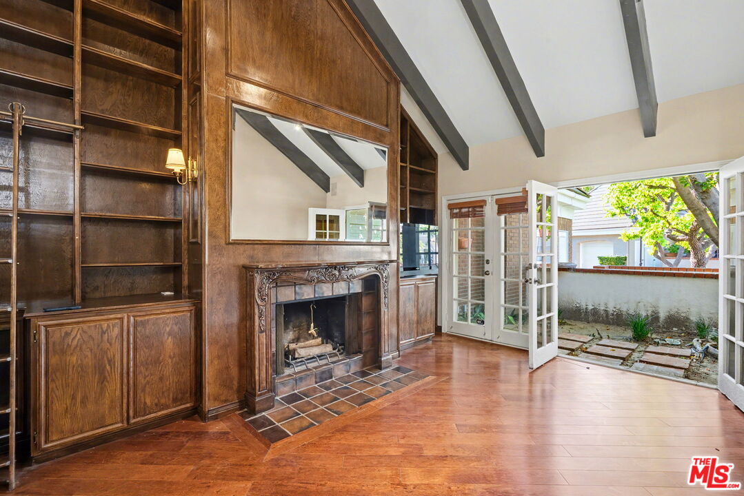 12386 Ridge Circle Los Angeles, CA 90049 - Photo 38 of 65