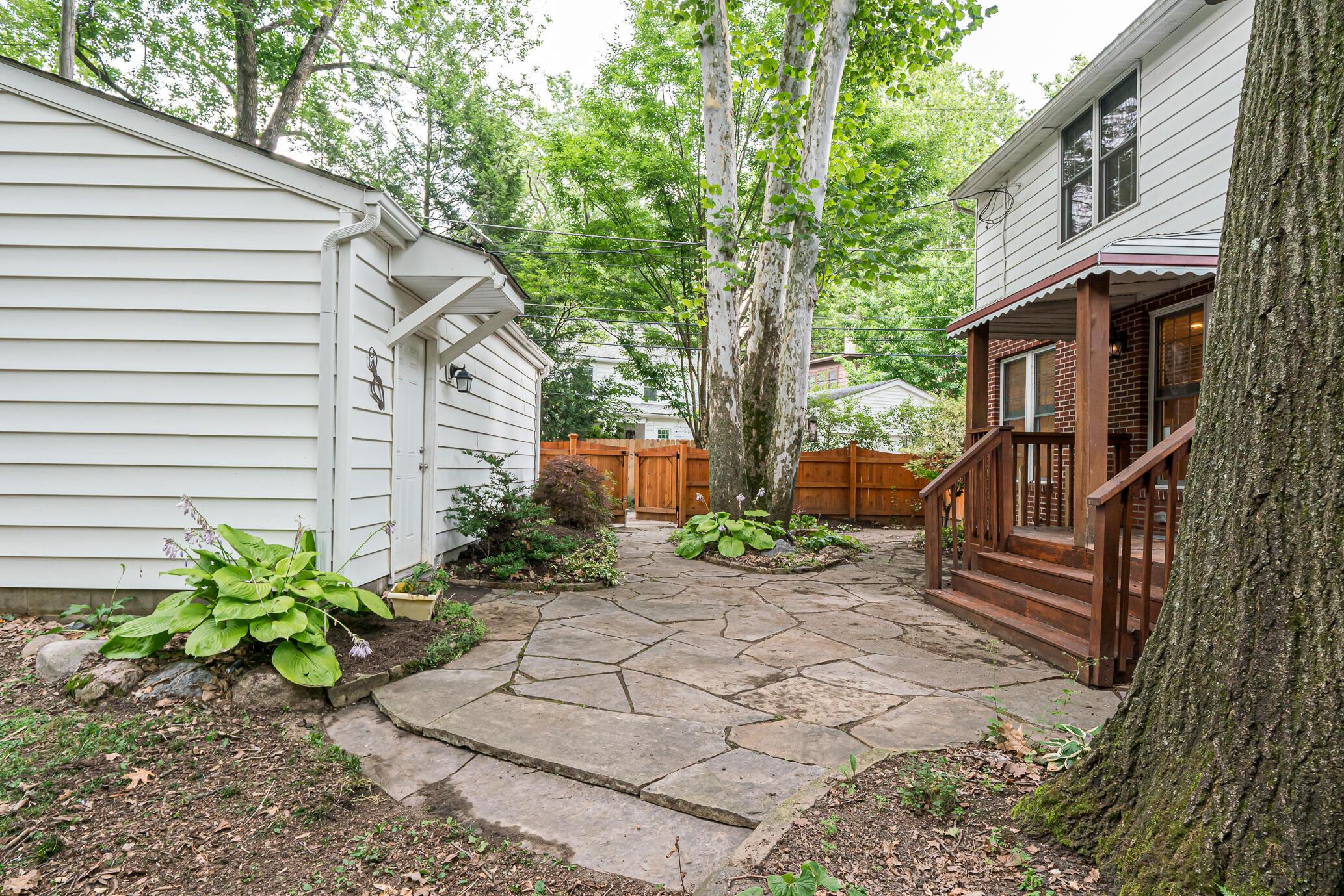 356 Gudrun Road Columbus, OH 43202 - Photo 45 of 53 Back paver patio