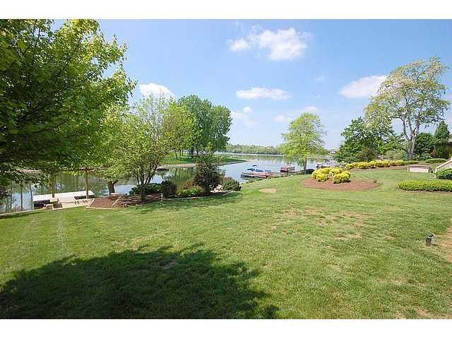 5447 Fall Creek Road Indianapolis, IN 46220 - Photo 22 of 24