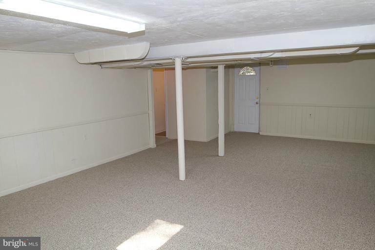 12407 Denley Road Silver Spring, MD 20906 - Photo 25 of 30 a view of an empty room