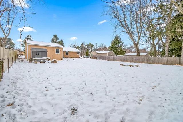 $209,000 | 313 Michigan Street, Concord, MI 49237