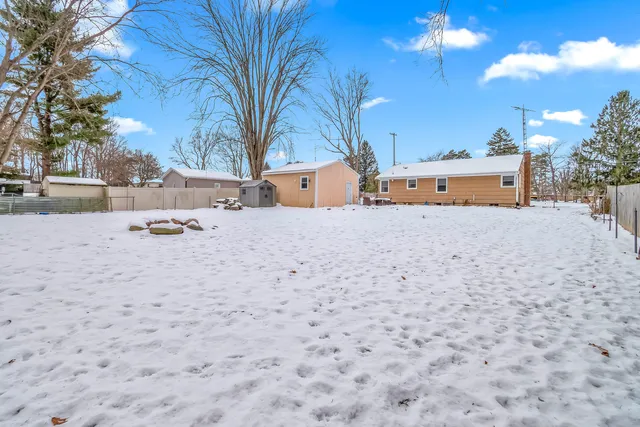 $209,000 | 313 Michigan Street, Concord, MI 49237