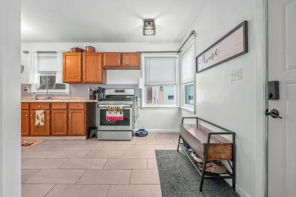$204,000 | 313 Michigan Street, Concord, MI 49237