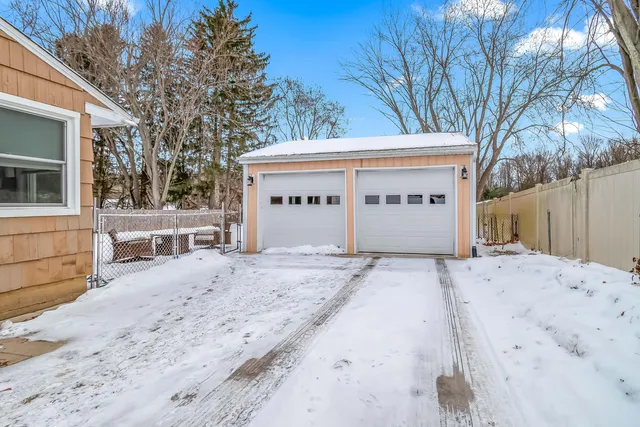 $209,000 | 313 Michigan Street, Concord, MI 49237