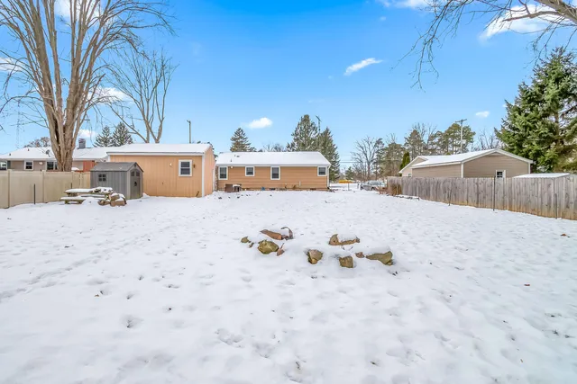 $209,000 | 313 Michigan Street, Concord, MI 49237