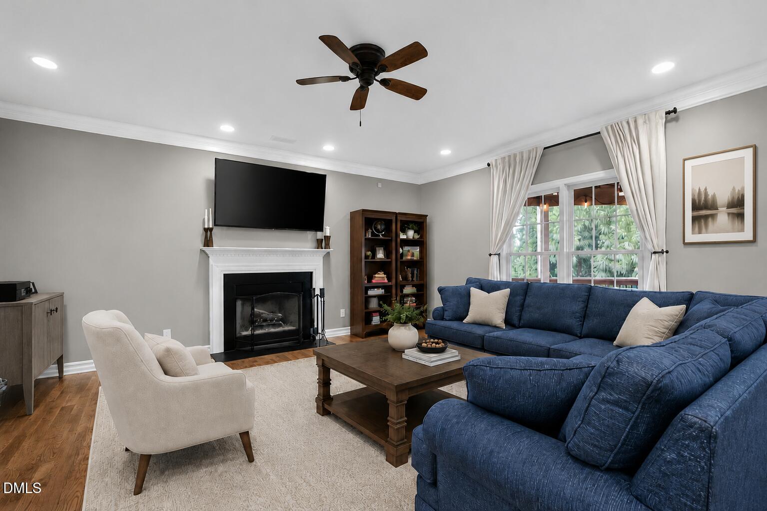 407 Bickett Boulevard Raleigh, NC 27608 - Photo 6 of 32