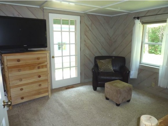 389 White Oak Road Barnstead, NH 03225 - Photo 9 of 26
