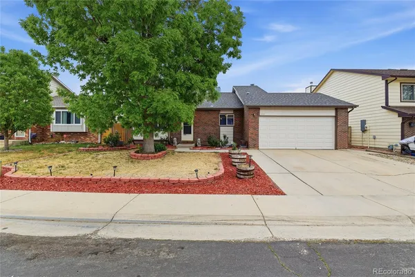 $460,000 | 450 North 9th Place, Brighton, CO 80601