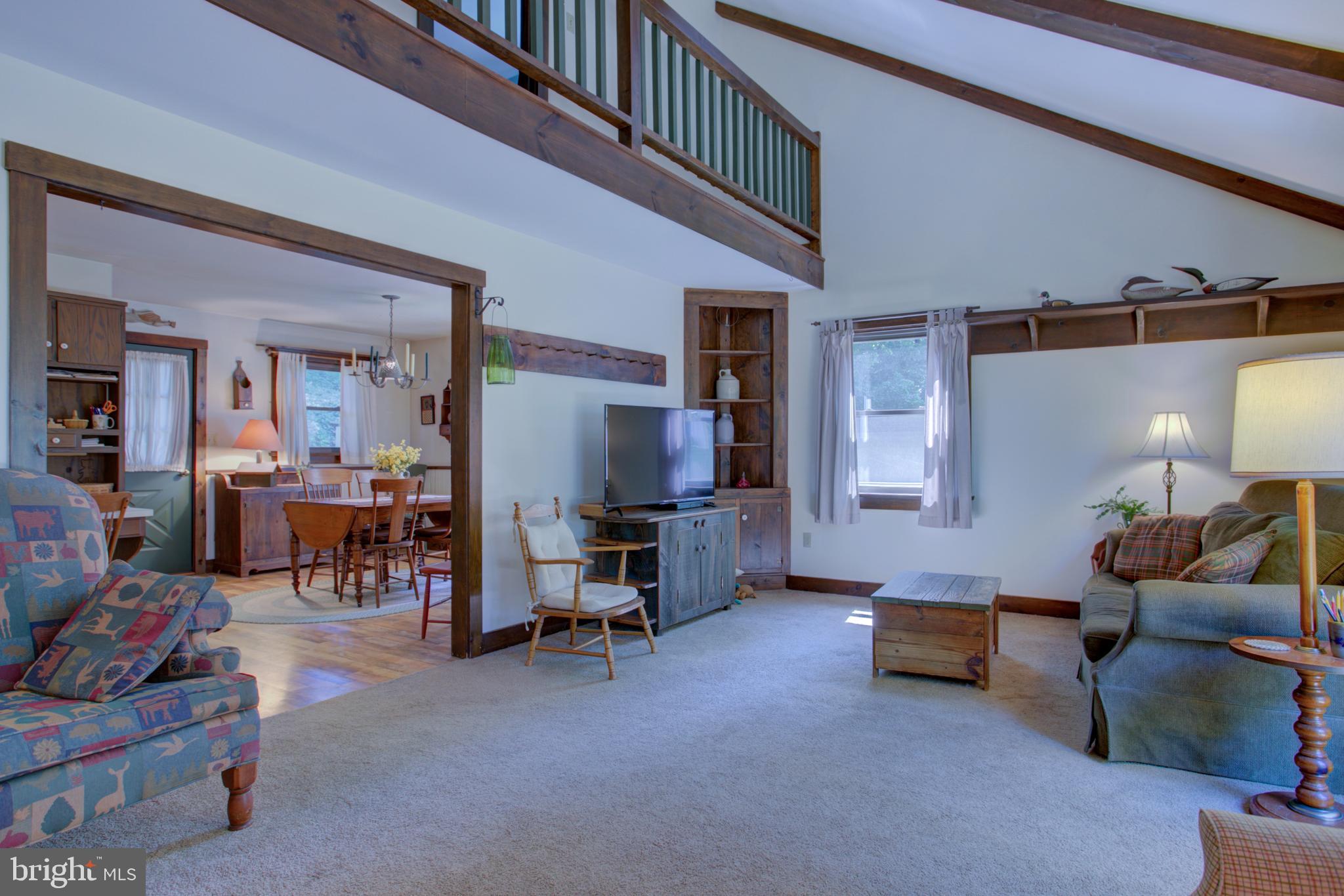 3091 Back Run Road Manheim, PA 17545 - Photo 13 of 40 View #2 Family Room
