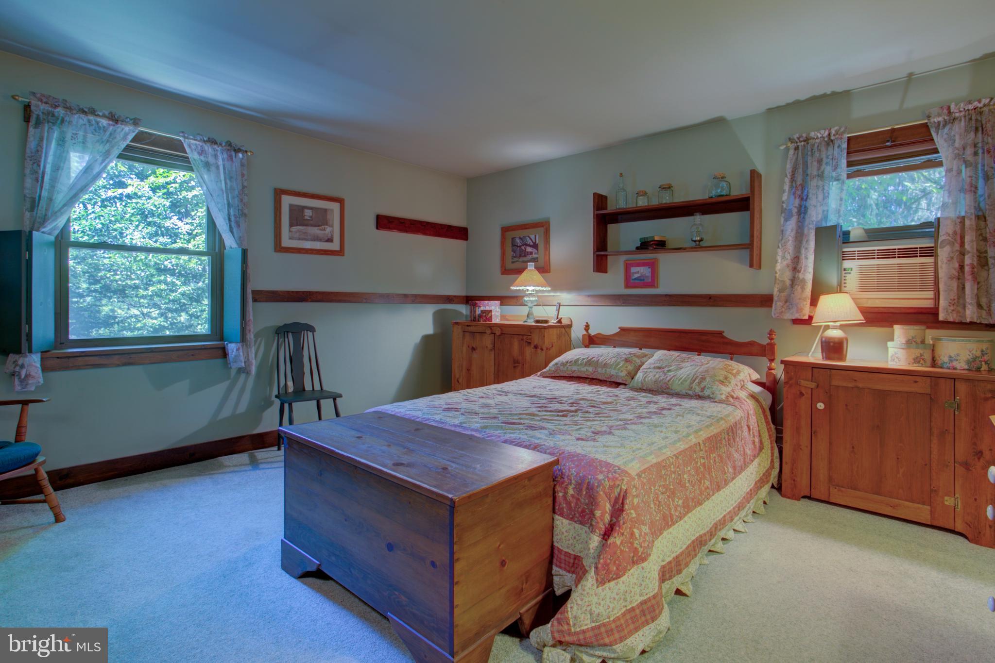 3091 Back Run Road Manheim, PA 17545 - Photo 19 of 40 Owners bedroom.