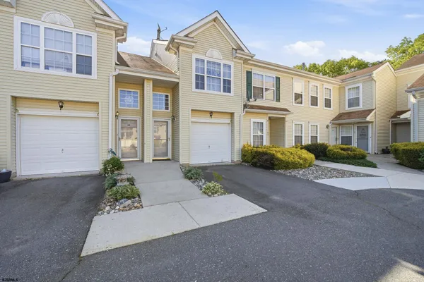 $249,000 | 48 East Woodland Avenue, Unit 48, Absecon, NJ 08201