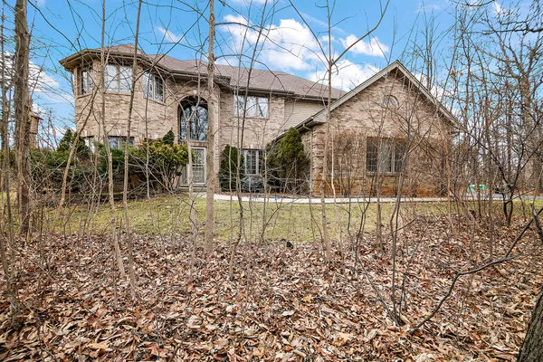 $599,900 | 321 Royal Oaks Drive, Steger, IL 60475