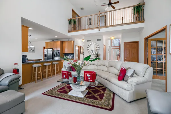 $599,900 | 321 Royal Oaks Drive, Steger, IL 60475