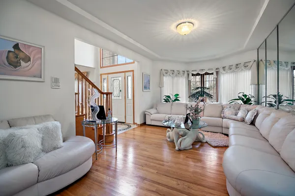 $599,900 | 321 Royal Oaks Drive, Steger, IL 60475